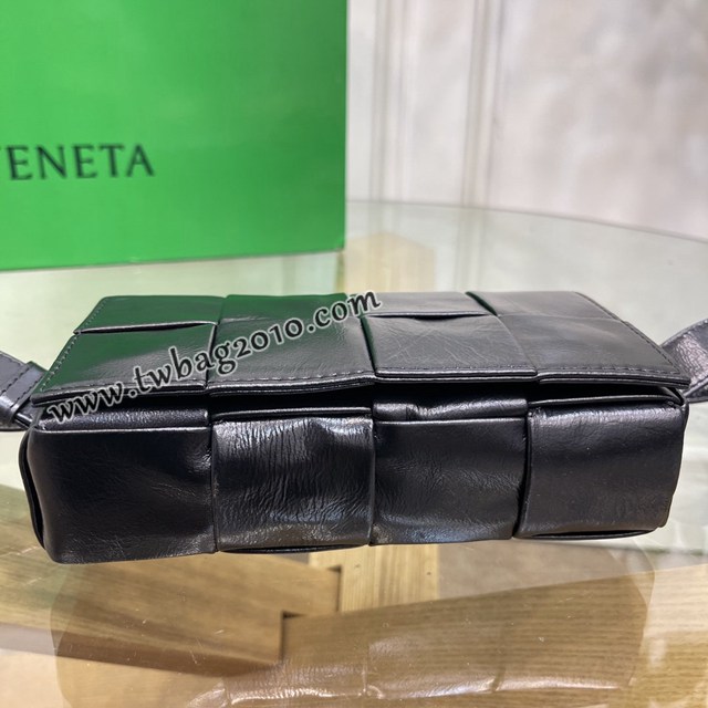 Bottega veneta高端女包 KF0023 寶緹嘉爆款黑色CASSETTE腰包 BV經典款四格腰包/胸包/斜挎包/單肩包  gxz1391